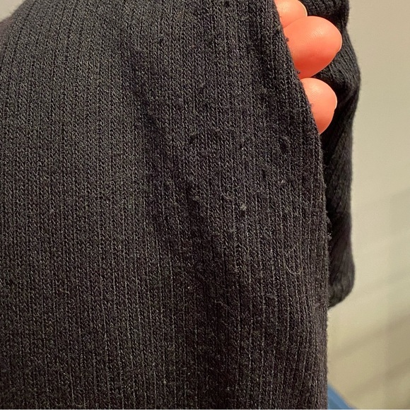 Turtle Neck - Picture 9 of 9